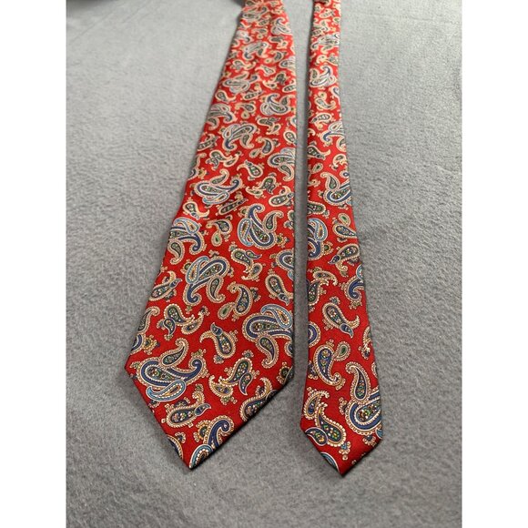 Harbourside Mens Red Paisley Necktie Made in USA Silk Tie - Picture 4 of 4